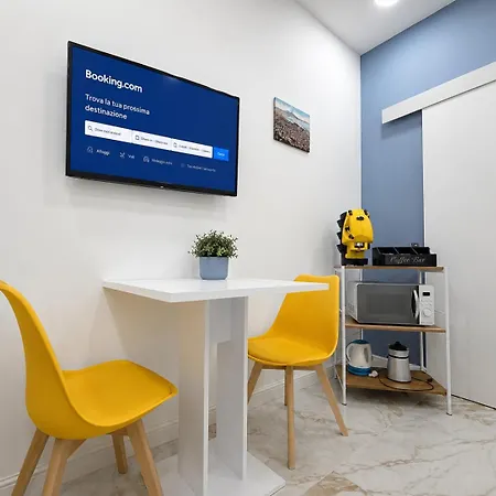 Leo's *